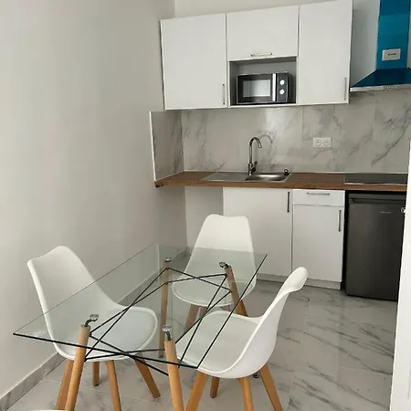 F3 50m2 Centre Apartment Massy (Essonne)